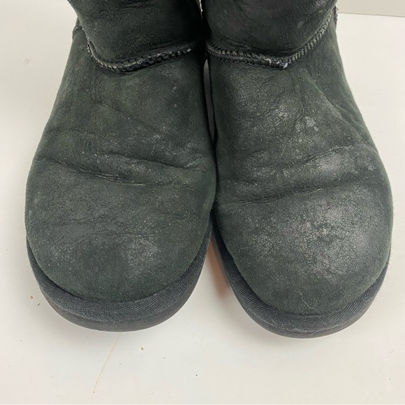 Ugg Classic Tall II Black Sheepskin Boots Winter Snow 5815 Women’s size 5 - Picture 8 of 8